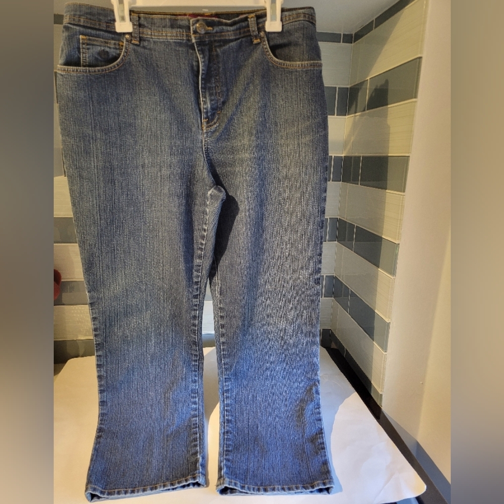Gloria Vanderbilt amanda jeans